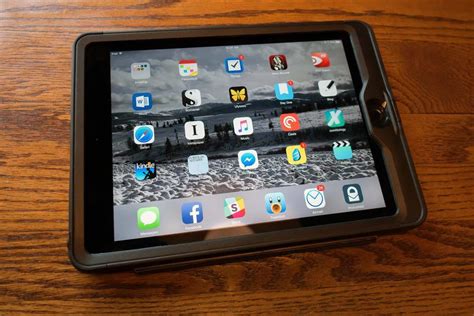 Review: LifeProof Nuud case protects your iPad from almost